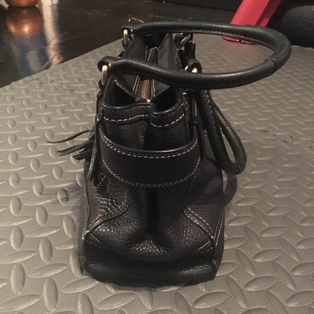 Coach purse - Picture 2 of 7